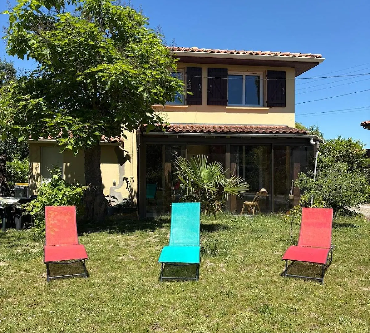 Casa de Férias Plein Sud -Maison proche centre, idéal famille Montauban